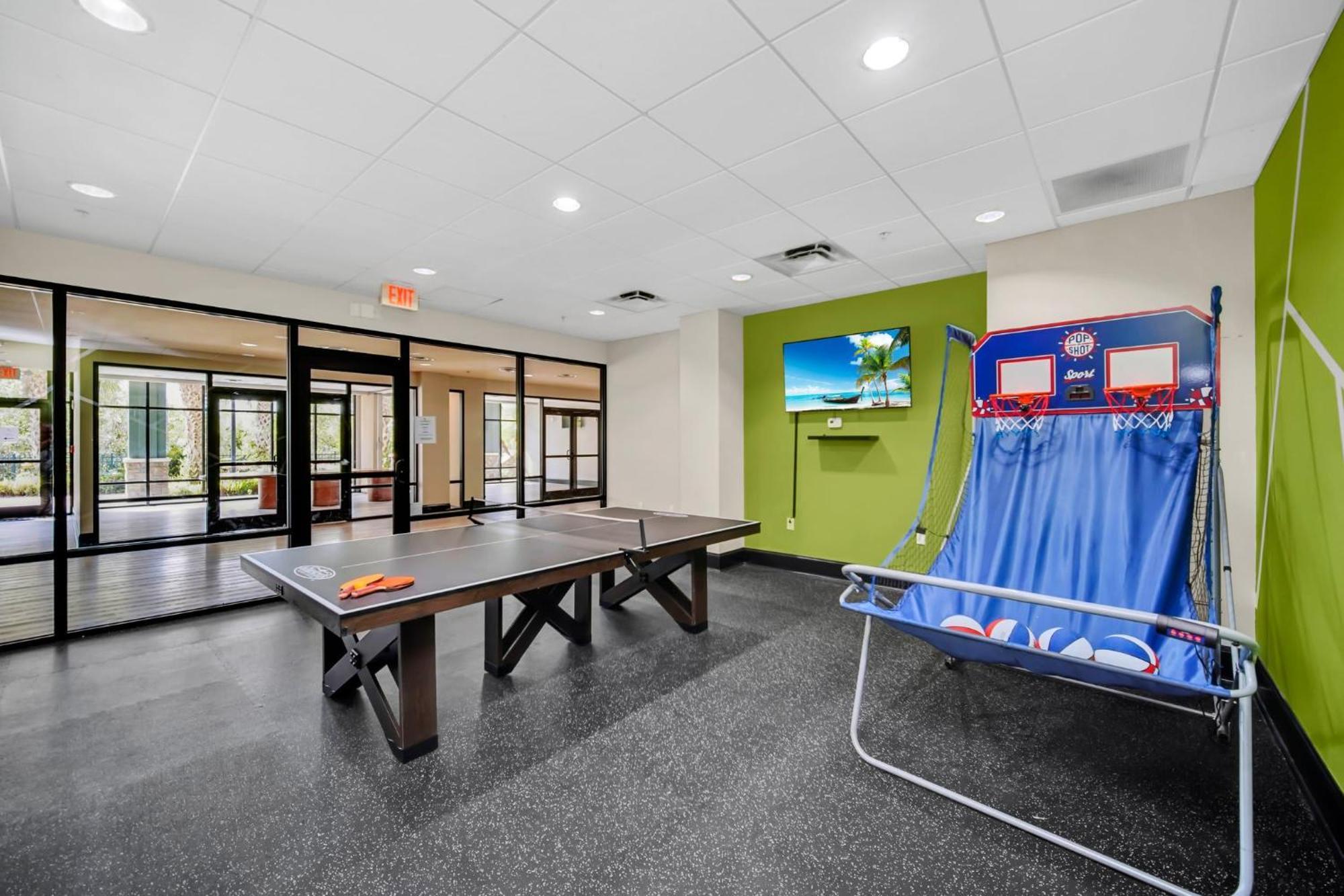 Spacious 2Br Condo W Pool & Hot Tub Near Disney Орландо Экстерьер фото